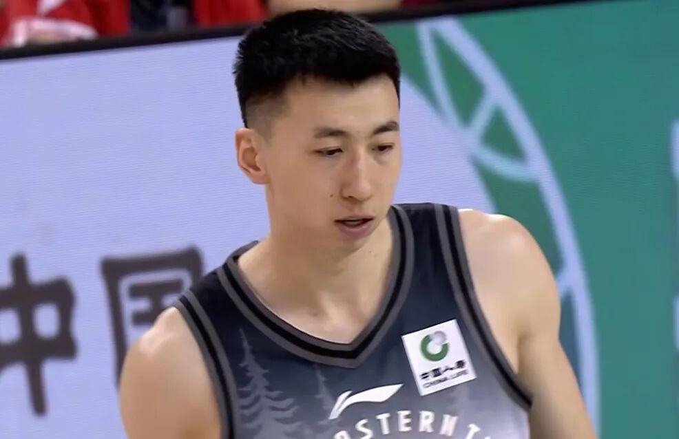 职业联赛困境观察:四川男篮连败背后的重建难题 体育新闻