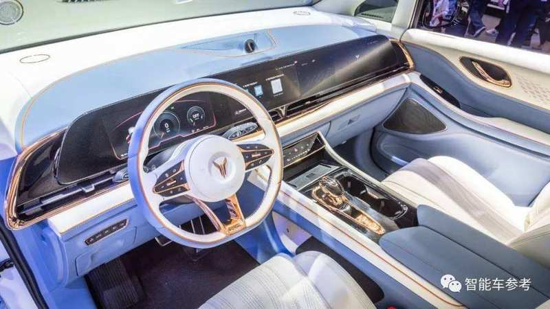  岚图困局：从高开低走的产品叙事到股权换血的生存博弈 汽车科技