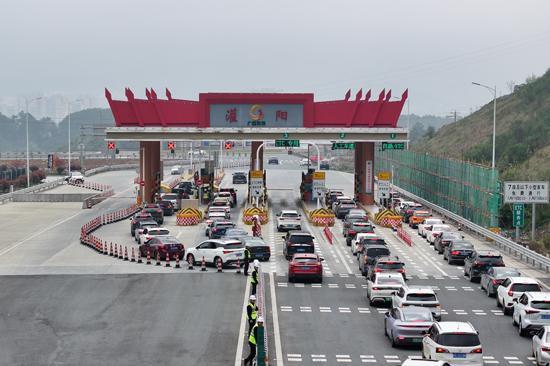  想知道如何高效保障大型民俗活动交通吗？这里有一份保畅实战指南 新闻